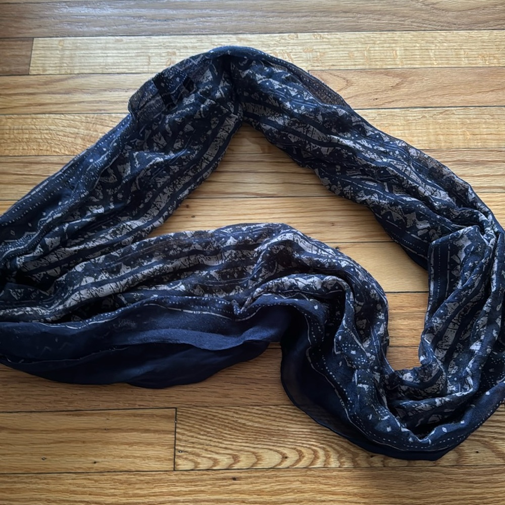 Infinity scarf